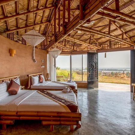 Hanchey Bamboo Resort Кампонгтям Экстерьер фото