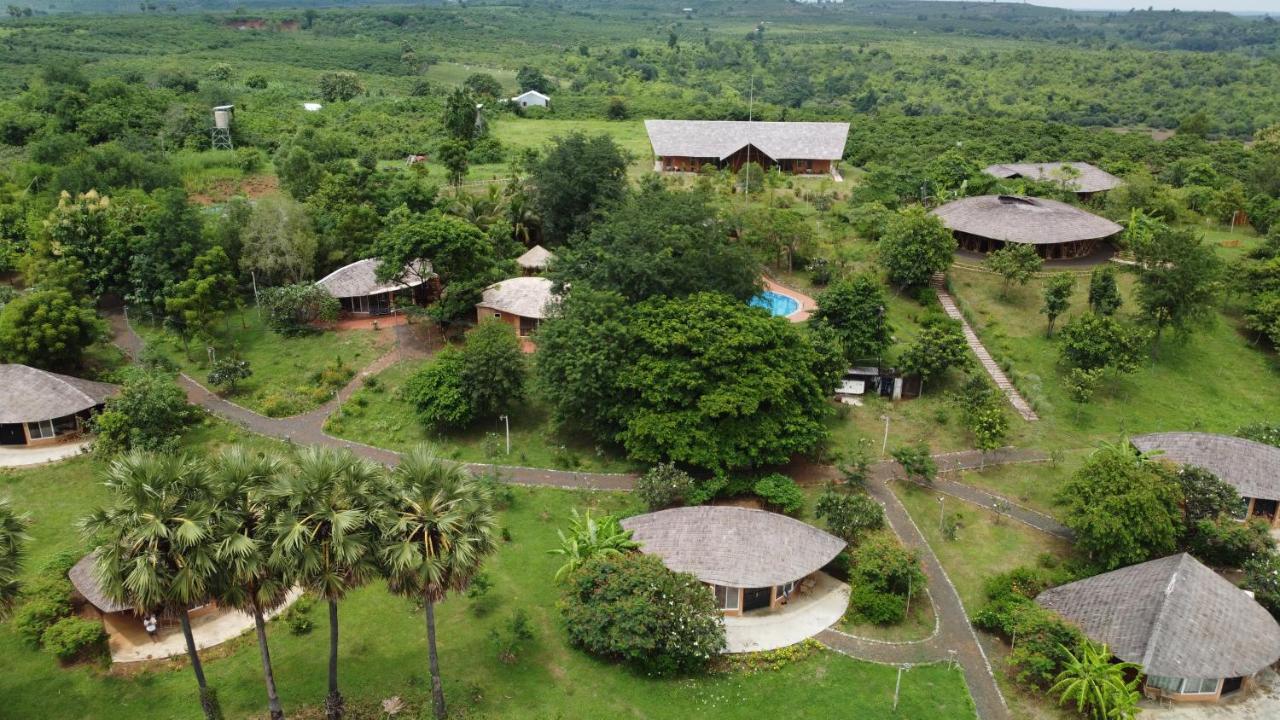 Hanchey Bamboo Resort Кампонгтям Экстерьер фото